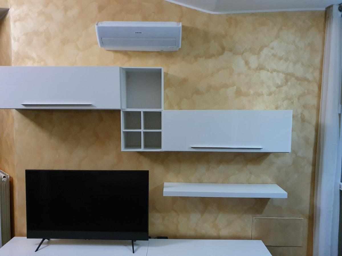 Apartament Milano Malpensa Grandi Mansarda Attico Gallarate Zewnętrze zdjęcie